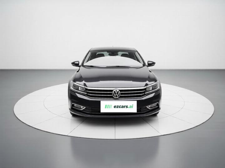 Passat 2017 330TSI DSG photo 2