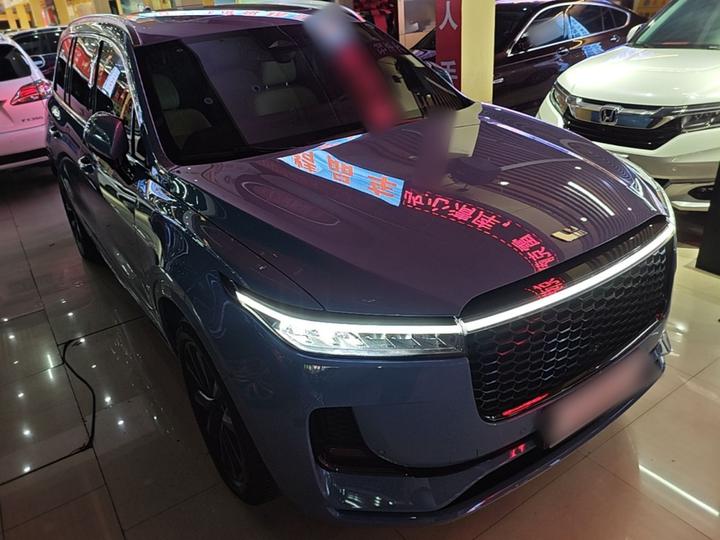 Li Auto ONE 2021 EREV 6-Seater photo 3