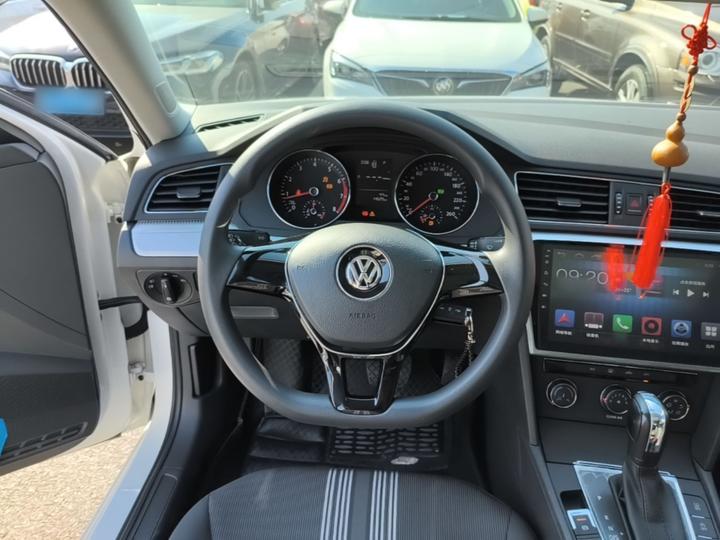Lamando 2017 230TSI DSG photo 6