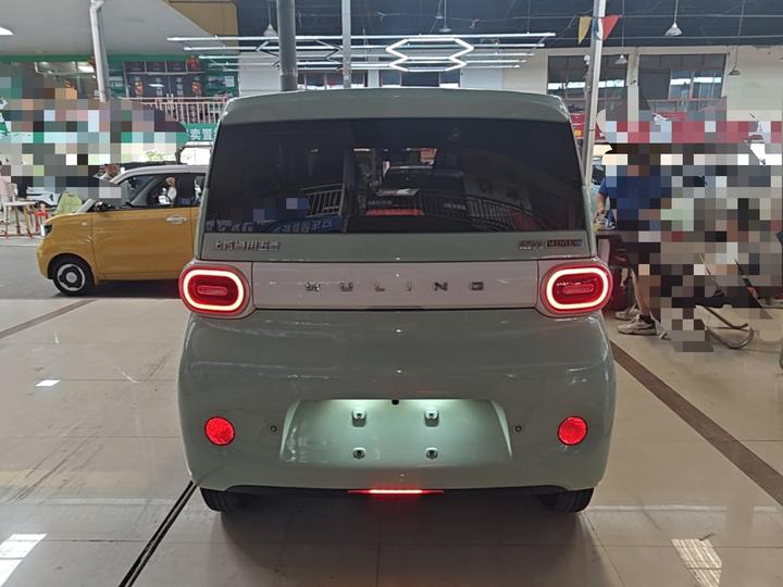 Hongguang MINIEV 2024 3rd Gen 215km photo 5
