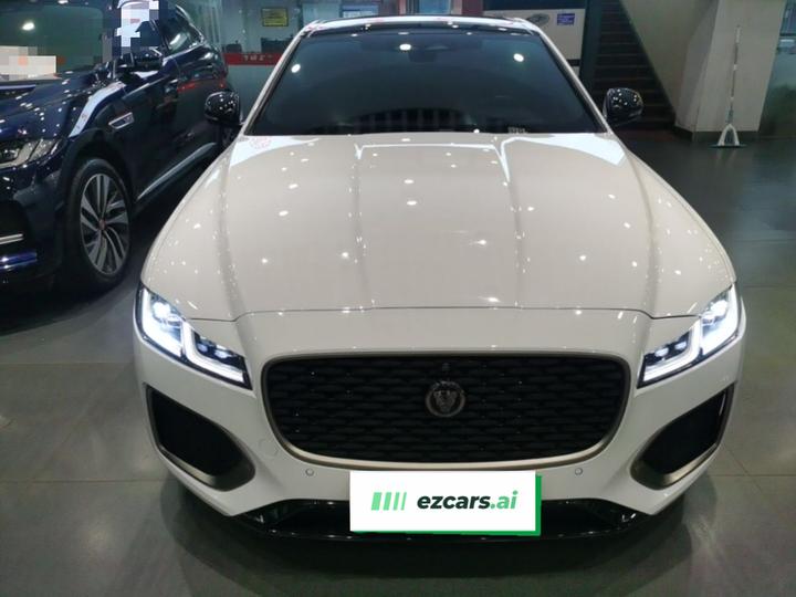 XFL 2024 2.0T P300 AWD Flagship Sport photo 2