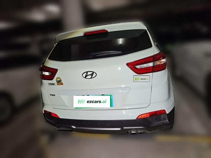ix25 2016 1.6T DCT RWD Premium DLX photo 3