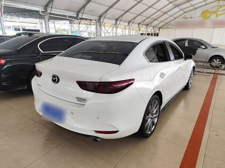 3 Axela 2021 2.0L AT photo 6