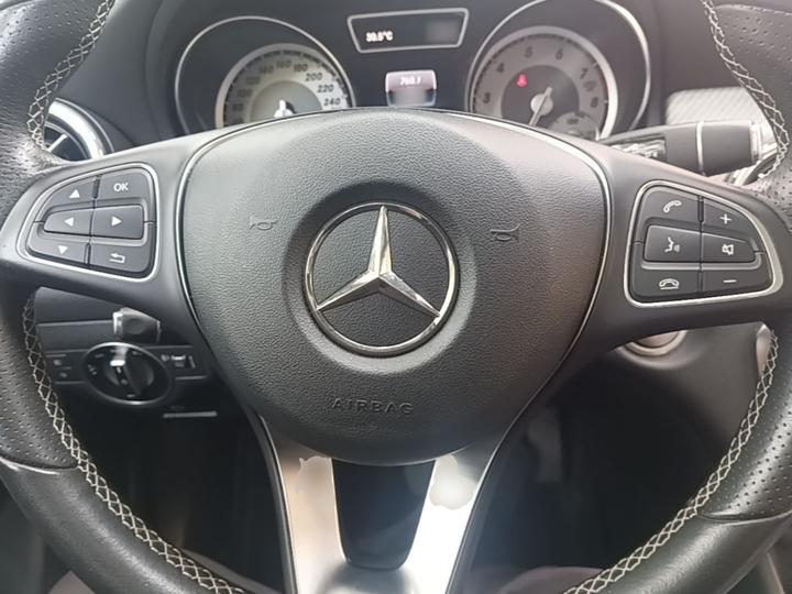 GLA 2016 GLA 200 Dynamic photo 6