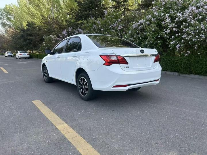 F3 2020 1.5L MT Luxury photo 4