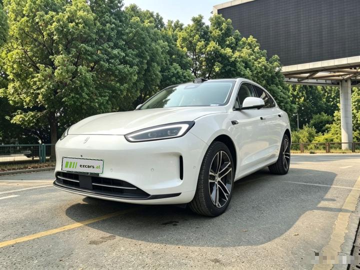 HIMA AITO M5 2023 EV AWD ADAS