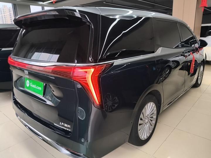 2023 2.0T 4-Seater photo 6