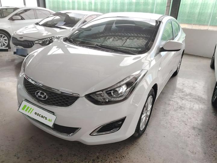 Elantra 2016 1.6L AT Smart