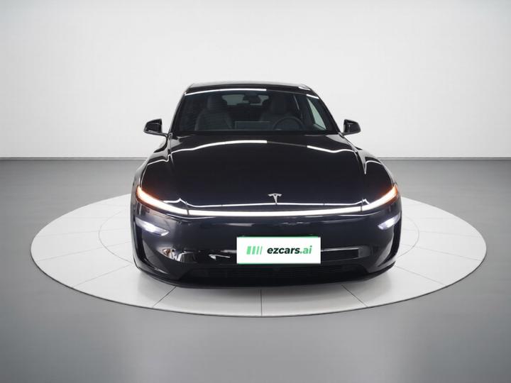 Model Y 2026 RWD photo 2