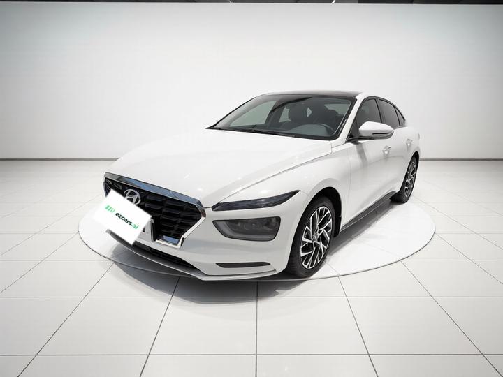 Mistra 2021 1.8L CVT GLX Elite
