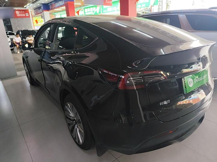Model Y 2021 Long Range AWD photo 4
