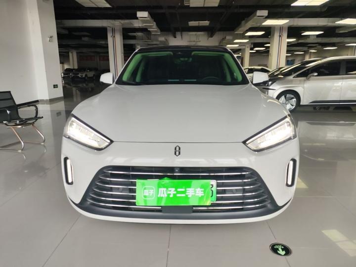 HIMA AITO M5 2022 EREV AWD Performance photo 2