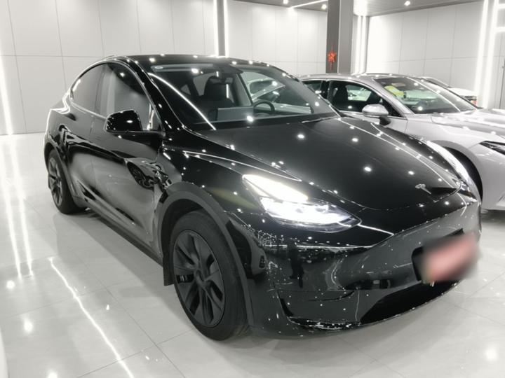 Model Y 2023 RWD photo 3