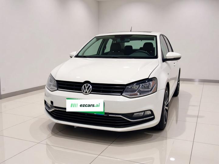 Polo 2014 1.4L AT Comfort photo 2