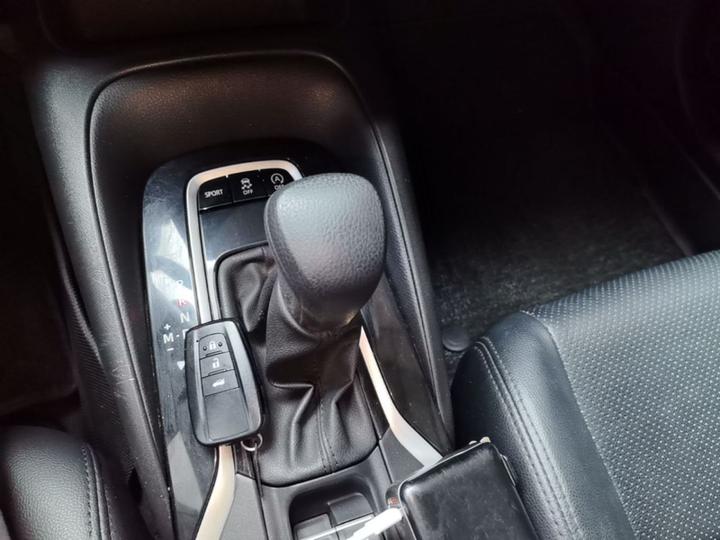 Levin 2021 185T CVT Luxury photo 5