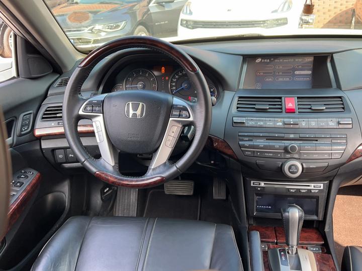 2011 3.5L Premium photo 6