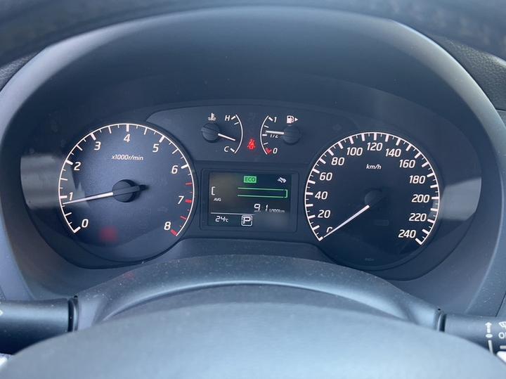 Sylphy 2014 1.6XV CVT Exclusive photo 4