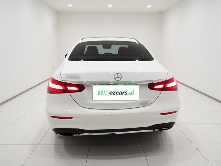 E-Class 2021 E 300 L Sport Fashion photo 3
