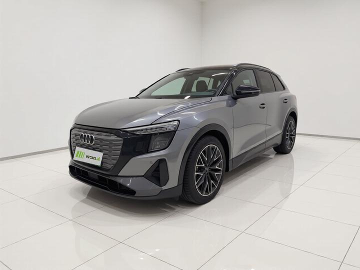 Q5 e-tron 2022 40 e-tron Starlight