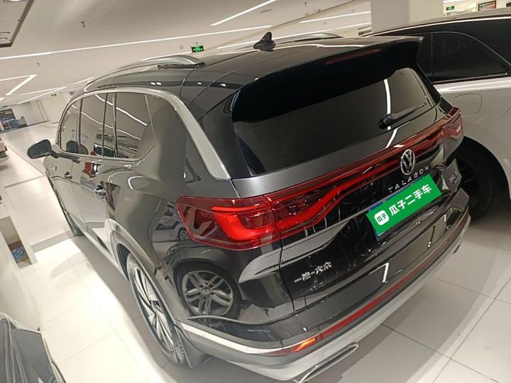2021 380TSI AWD Luxury Pro photo 4