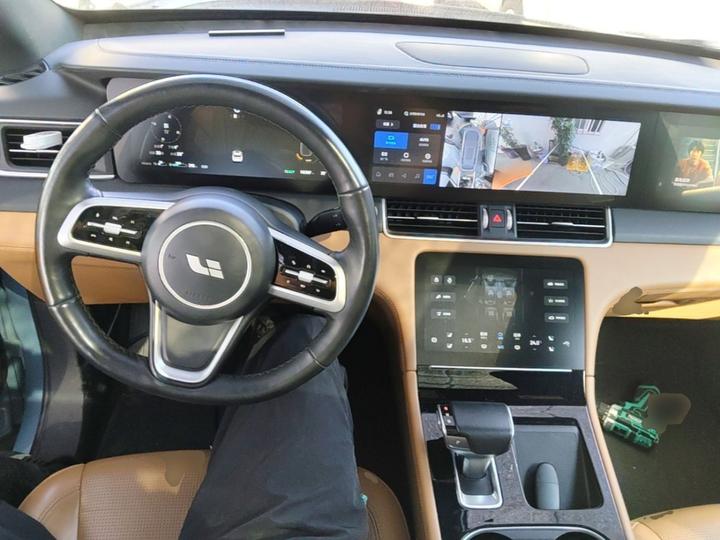 Li Auto ONE 2021 EREV 6-Seater photo 5