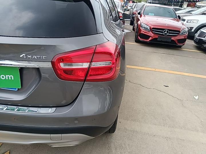 GLA 2015 GLA 220 4MATIC Luxury photo 7