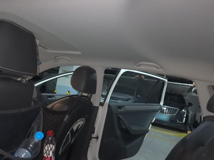 Rapid Spaceback 2016 Facelift 1.6L MT photo 8