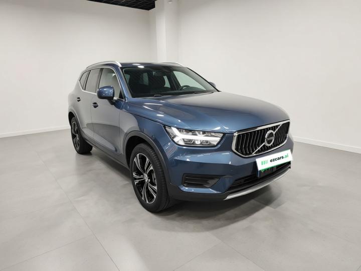 XC40 2022 T4 AWD Luxury photo 3