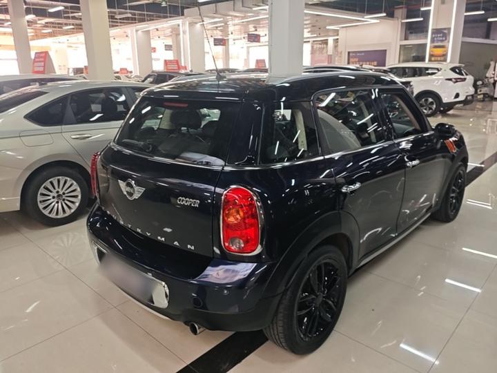 2014 1.6T COOPER ALL4 Fun photo 4