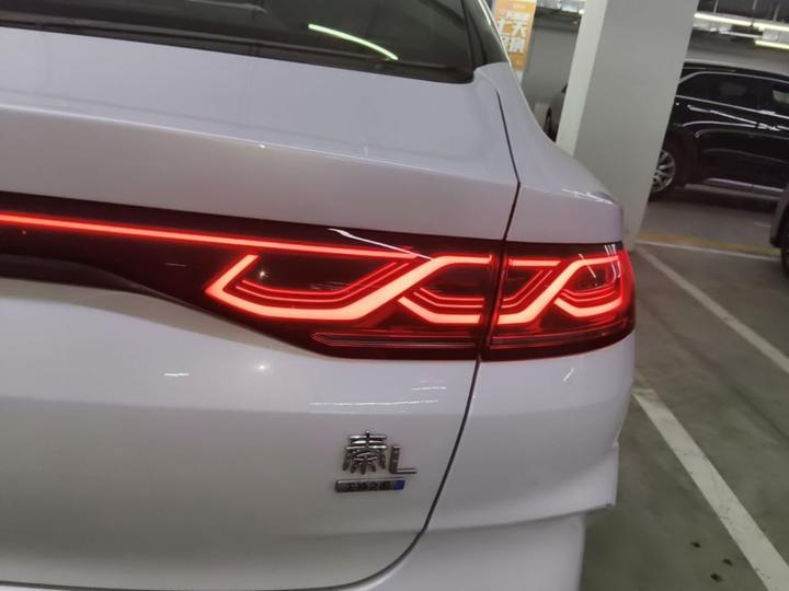 Qin L 2025 DM-i ADAS 120KM photo 7