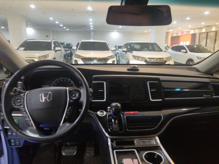Elysion 2019 2.0L Hybrid Luxury photo 6