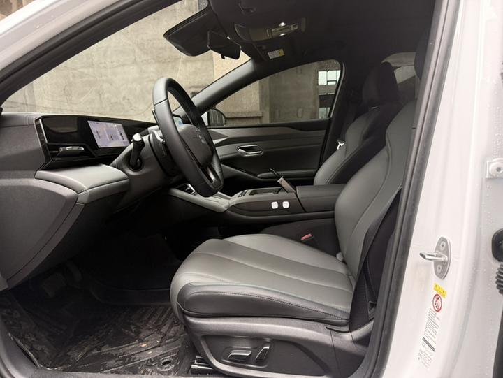 Qin L 2025 EV 545KM photo 7