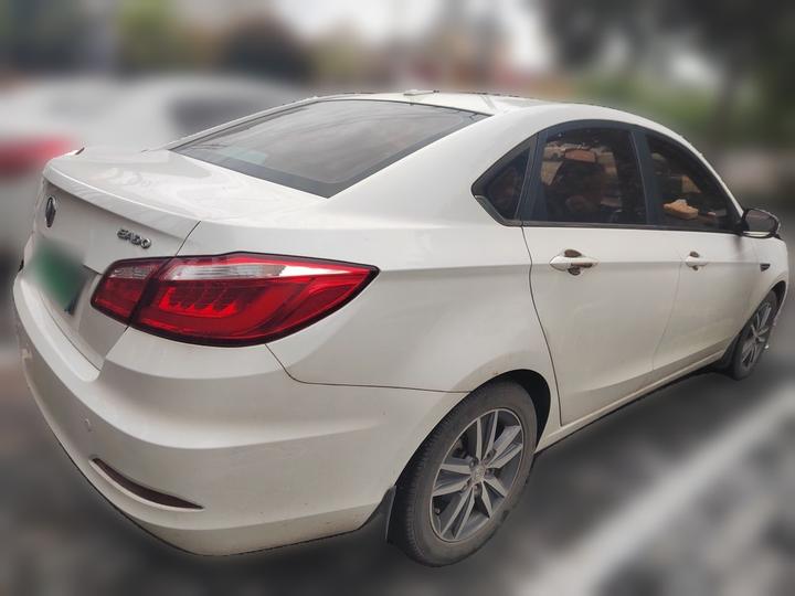 Eado 2016 1.6L MT photo 6