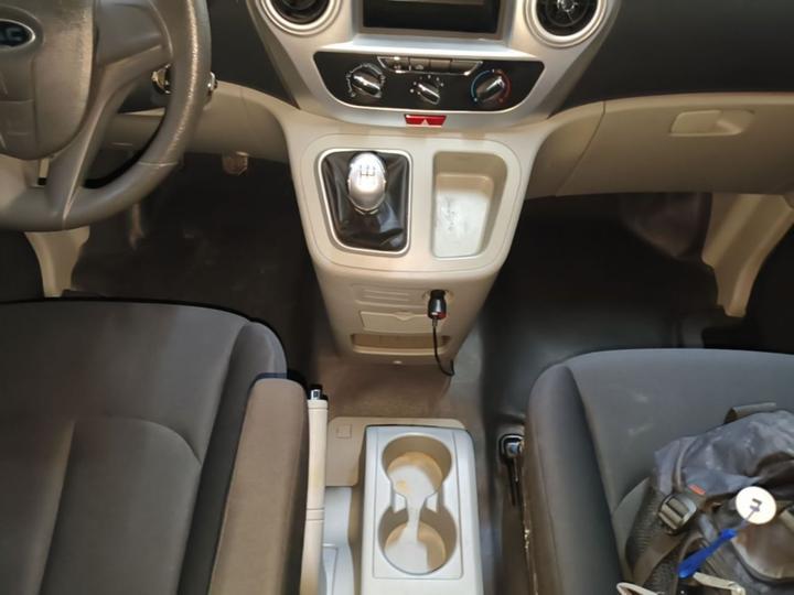 Refine M3 2019 1.6L Luxury photo 8