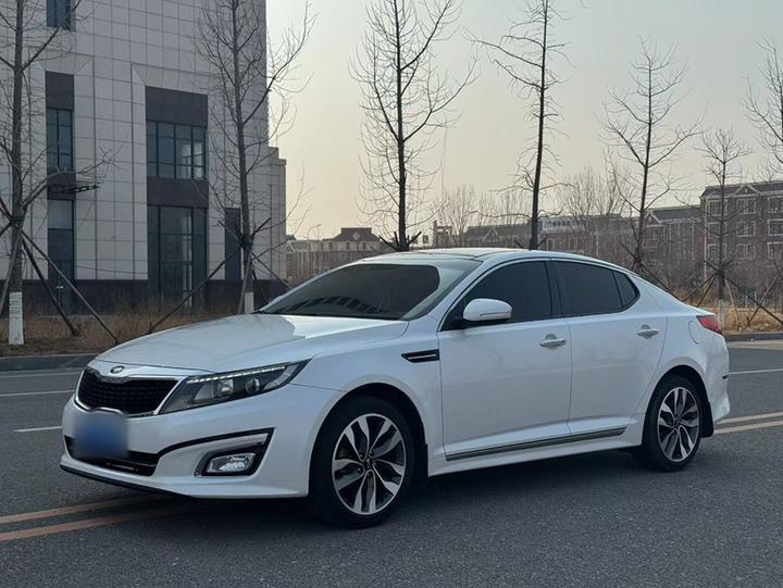 K5 2014 2.0L AT LUXURY
