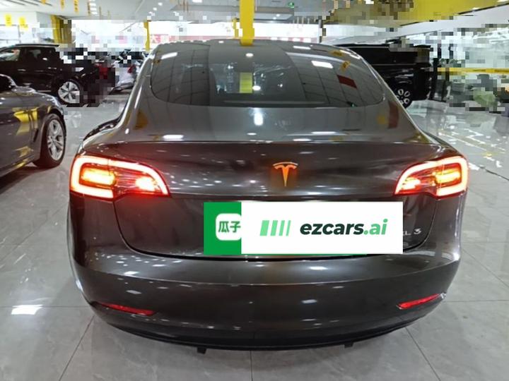 Model 3 2021 Standard Range RWD Upgraded photo 3