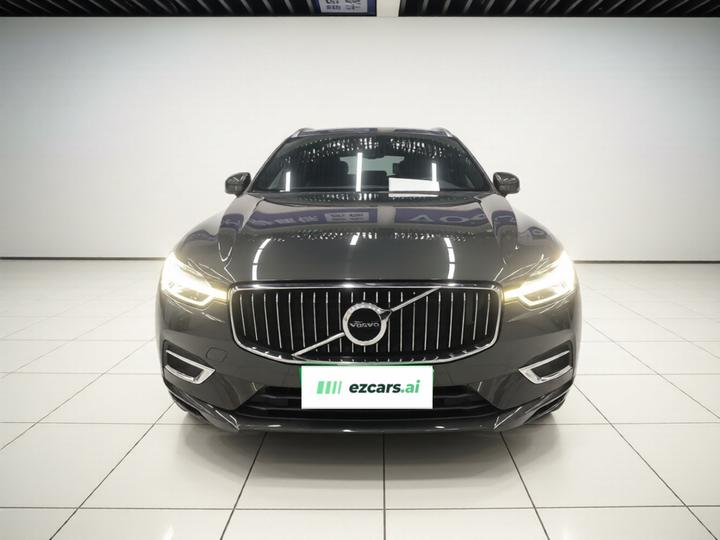 XC60 2021 T5 AWD Luxury photo 2