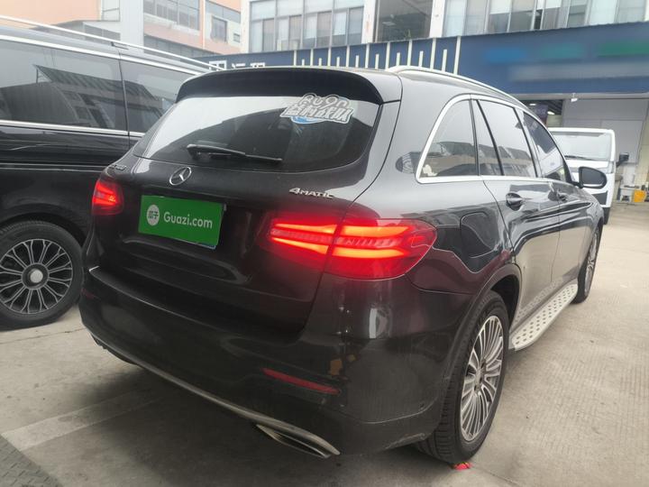 GLC 2017 GLC 260 4MATIC Dynamic photo 4