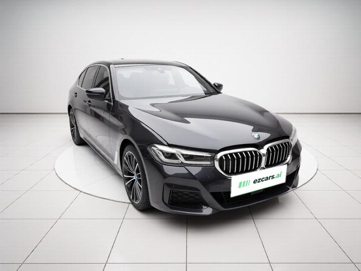 5 Series 2022 Facelift 530Li Leading M Sport Package photo 3