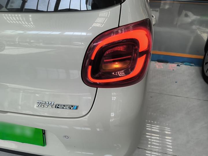 Hongguang MINIEV 2025 4th Gen 4-Door Advanced photo 7