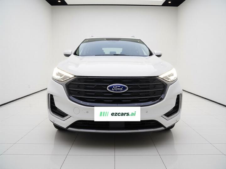 Edge 2021 PLUS EcoBoost 245 RWD 7-Seater photo 2