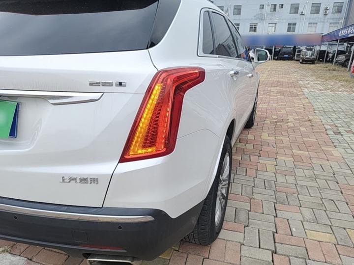 XT5 2016 28T AWD Luxury photo 7