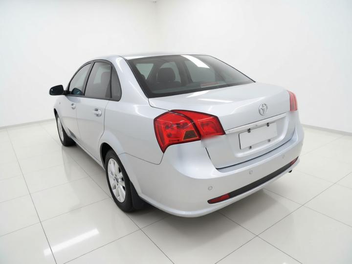 Excelle 2013 1.5L AT Exclusive photo 4