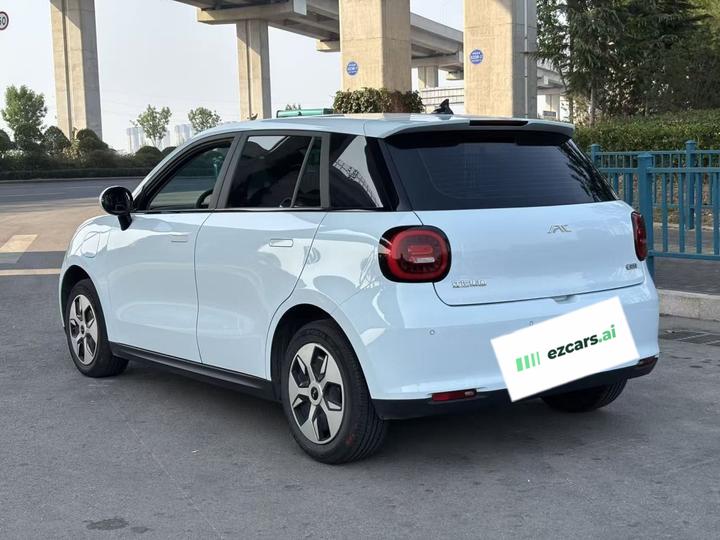 Yiwei 3 2024 330km Lite photo 4