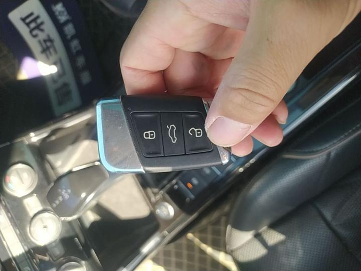 Passat 2019 330TSI Luxury China VI photo 8
