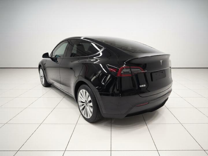 Model Y 2021 Standard Range RWD photo 4