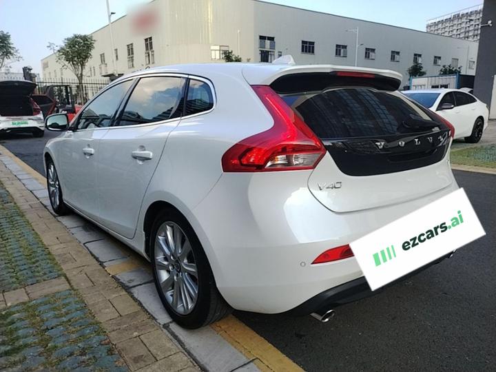 V40 2016 T4 photo 4