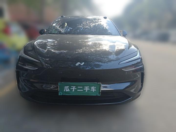 L60 2024 60kWh RWD photo 2