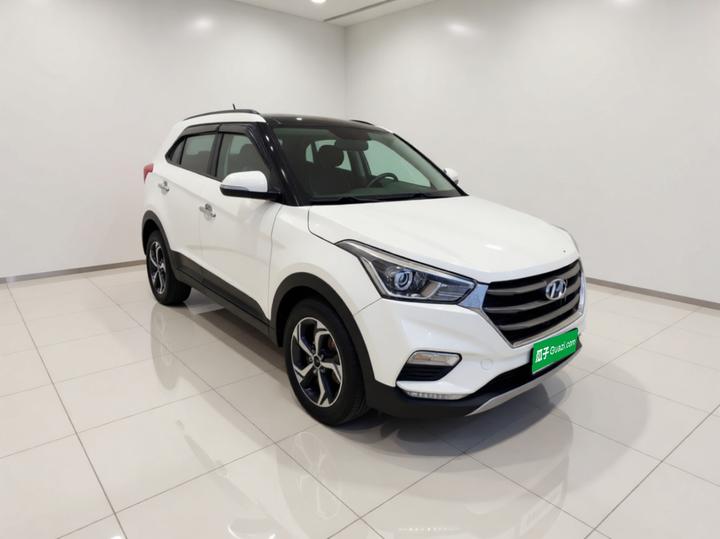 ix25 2017 1.6L AT Smart photo 3