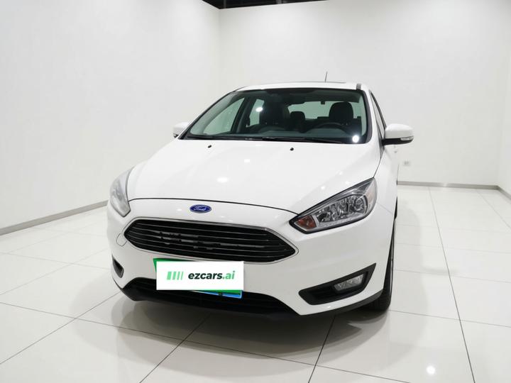 Focus 2017 Sedan 1.6L AT Fashion photo 2